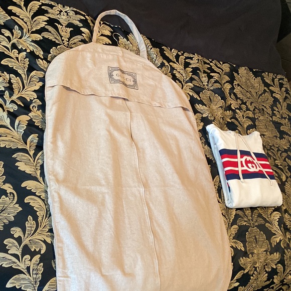 100% Authentic Interlocking G Print Sweatshirt - Picture 6 of 10